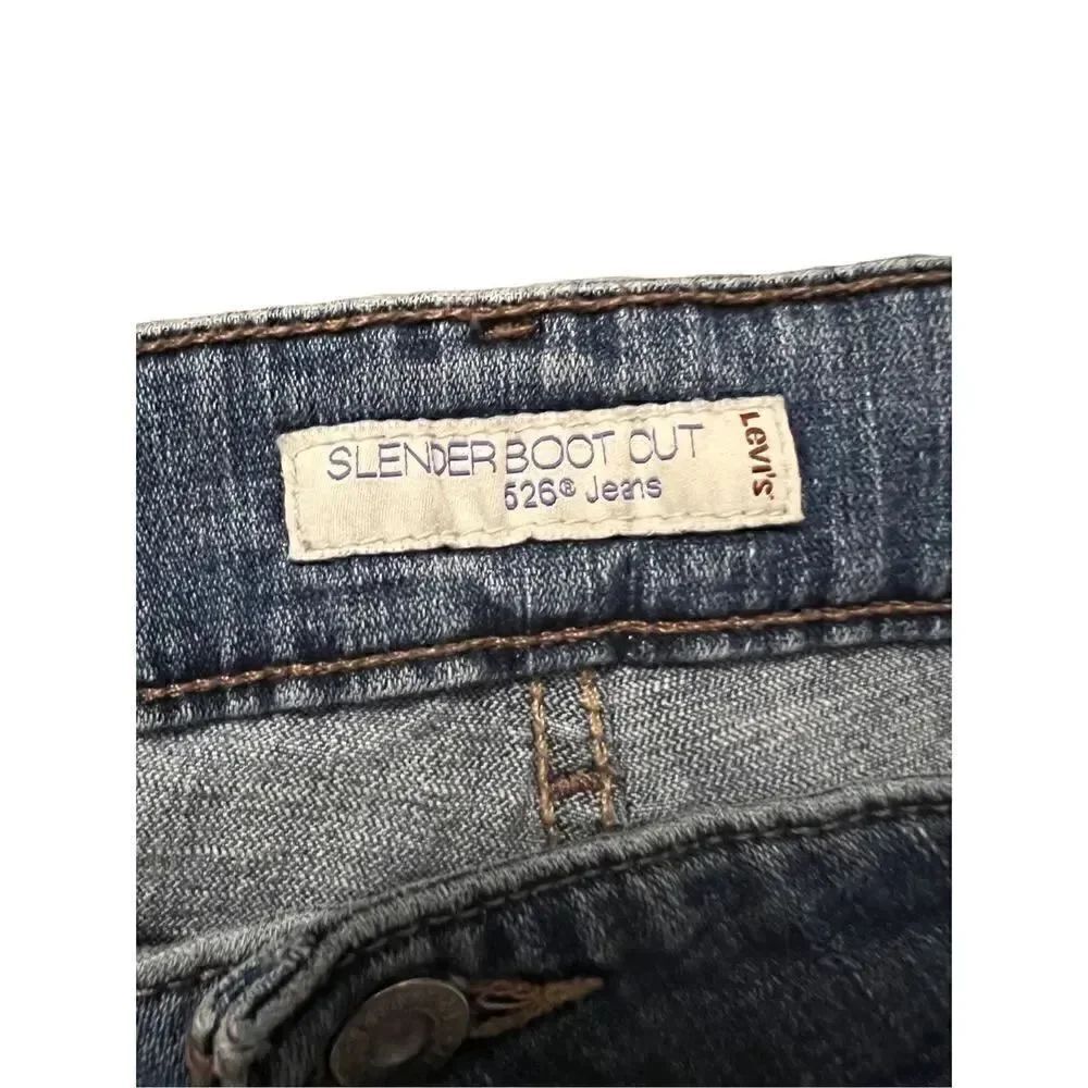 Levi’s 526 Slender Bootcut Jeans - Picture 3 of 3